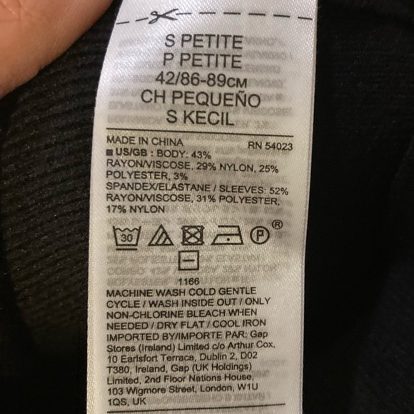 Puff shoulder top - Picture 7 of 7